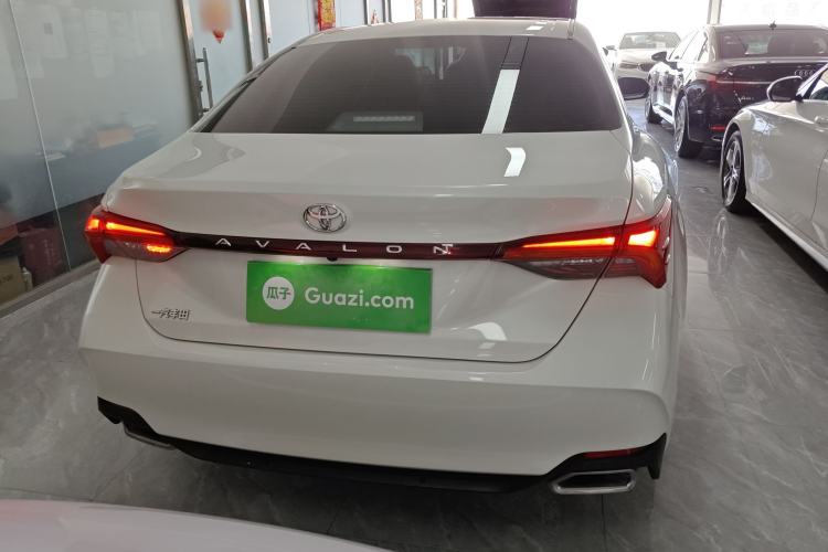 Used Toyota Avalon 2019 2.0L Luxury Edition China VI Standard
