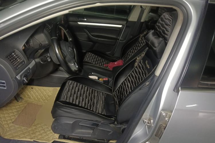 Used Volkswagen Sagitar 2011 1.6L Automatic Special Edition Left Front Seat