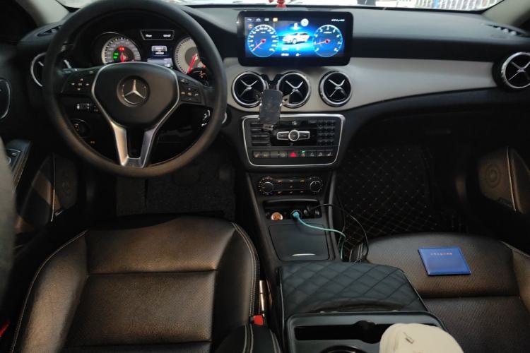 Used Mercedes-Benz GLA 2015 GLA 220 4MATIC Fashion Model