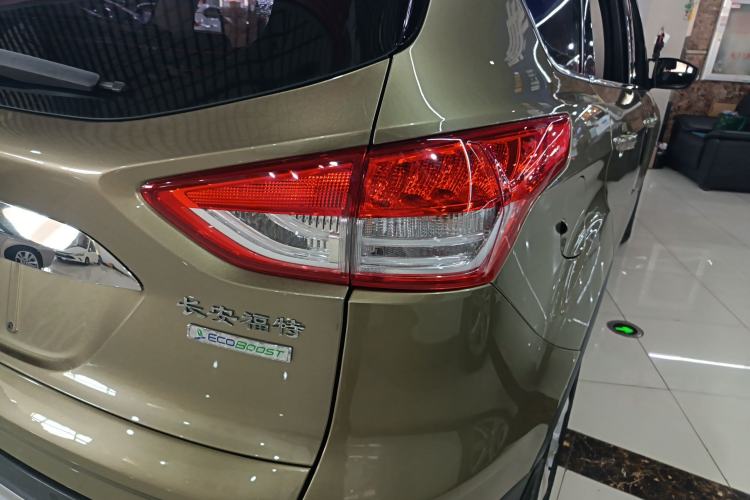 Used Ford Kuga 2015 1.5L GTDi Two-Wheel Drive Fashion Edition
