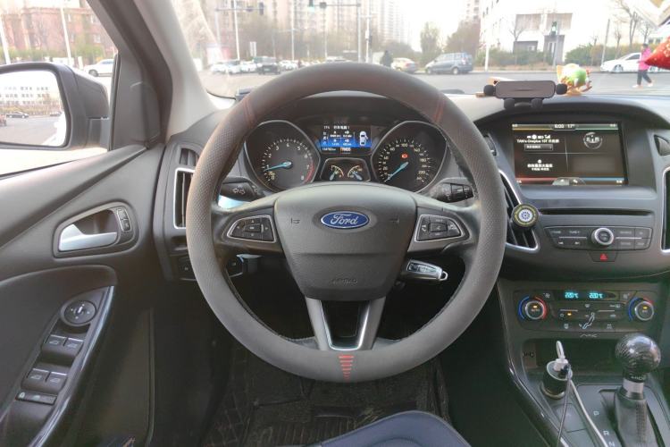 Used Ford Focus 2015 Hatchback EcoBoost 180 Automatic Elite Model