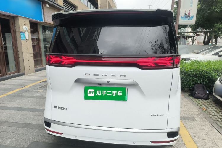 Used Denza D9 2022 DM-i 970 Four-Wheel Drive Flagship Model