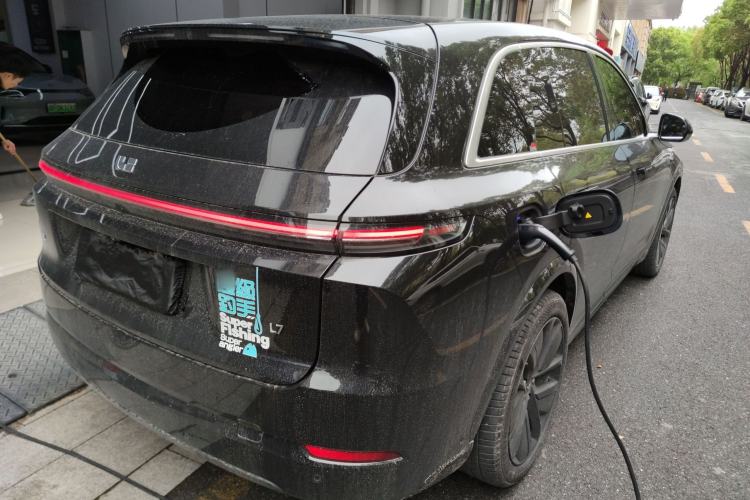 Used Li Auto L7 2024 MAX Model Rear Right 45 Deg