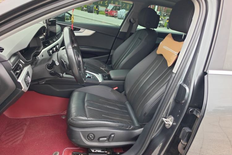 Used Audi A4L 2020 40 TFSI Fashionable and Elegant Model