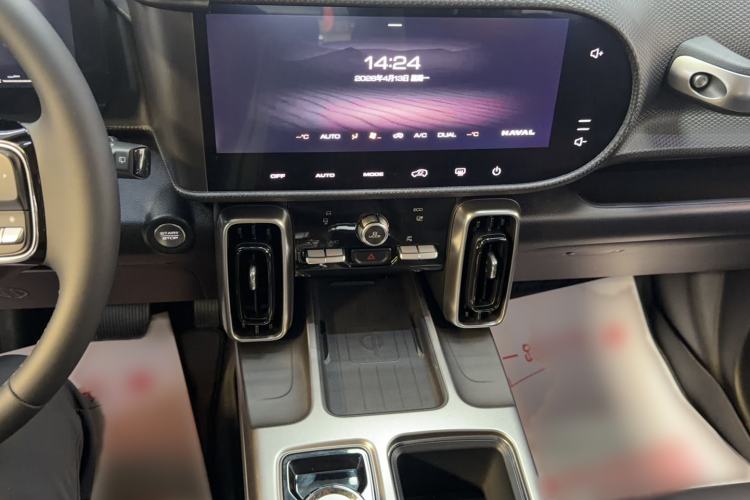 Used Haval DARGO 2024 1.5T DCT Border Collie Edition Audio And AC Panel