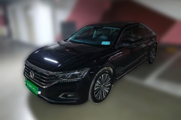 Used Volkswagen Passat 2020 330TSI Luxury Edition China VI