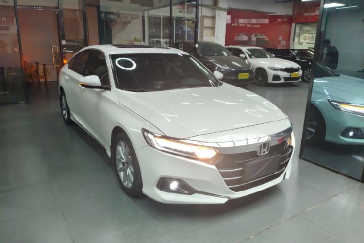 Used Honda Accord 2022 260TURBO Luxury Edition Front Right 45 Deg