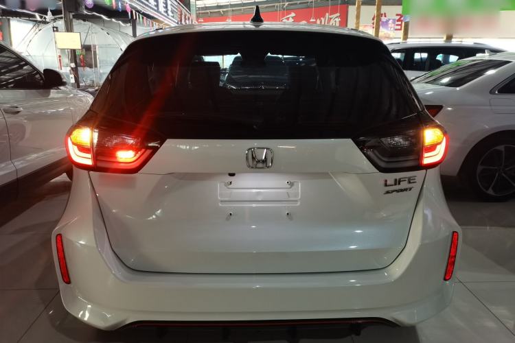 Used Honda LIFE 2021 1.5L CVT SPO-SS Dynamic Edition