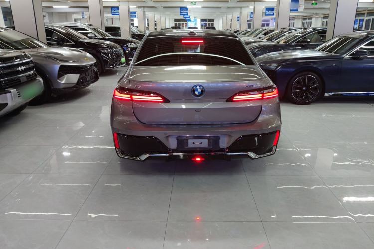 Used BMW i7 2023 eDrive50L Leading M Sport Package
