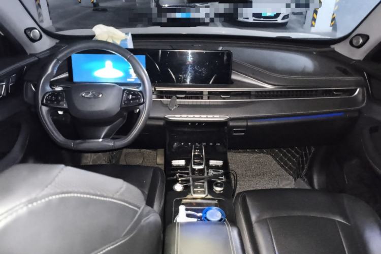 Used Chery Tiggo 8 PLUS 2022 290TGDI DCT Haoting Edition Center Console