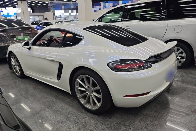 Used Porsche 718 2016 Cayman 2.0T
