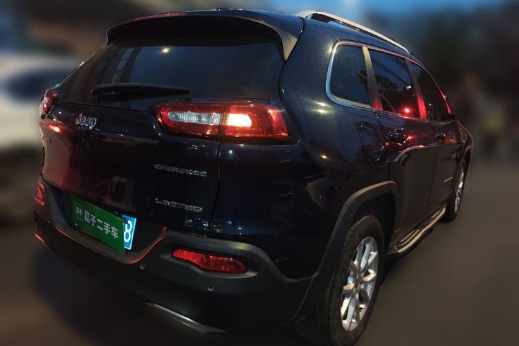 Used Jeep Cherokee 2017 2.4L Leading Edition