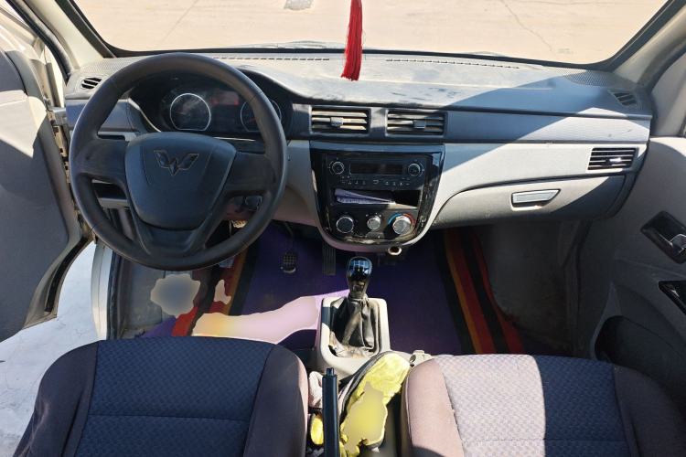 Used Wuling Zhiguang 2015 1.2L S Standard Model LSI