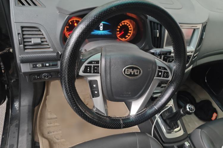 Used BYD Surui 2014 1.5L Manual Luxury Model