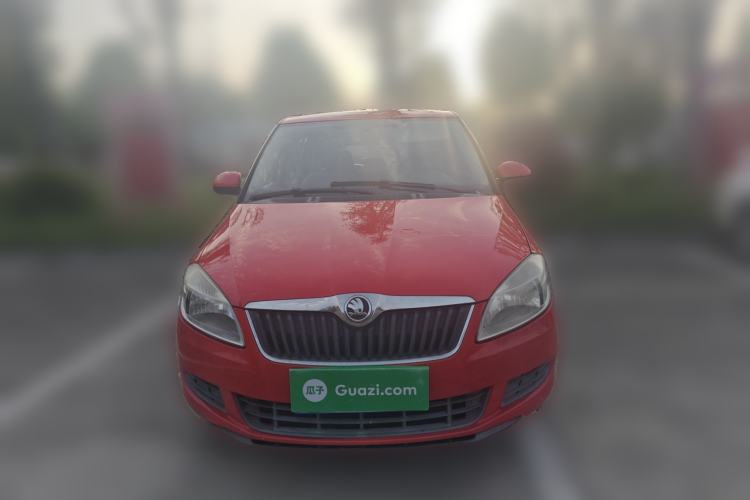 Used Skoda Fabia 2014 1.4L Automatic Crystal Edition
