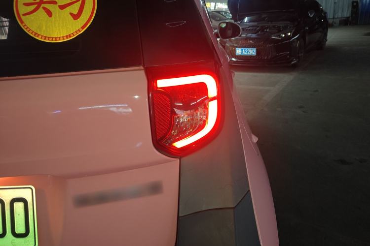 Used Chery QQ Little Ant 2021 200 000-Yuan Ant Fan Edition Talent Version Lithium Iron Phosphate 301 km Right Rear Taillight