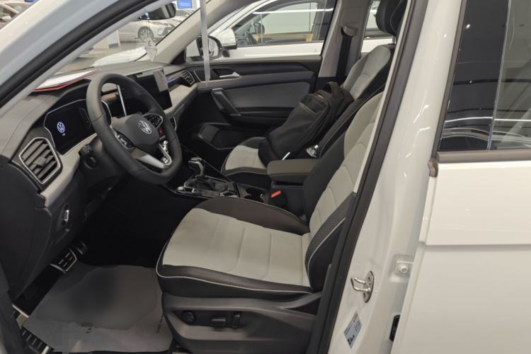 Used Volkswagen Tayron X 2024 330TSI Two-Wheel-Drive Prestige High-Energy Edition Left Front Seat