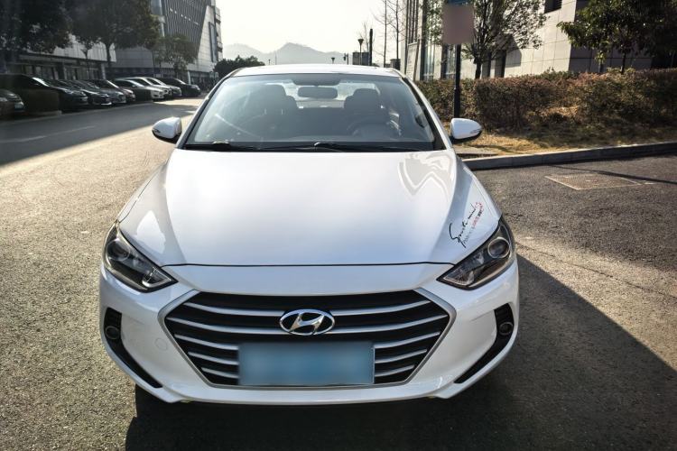 Used Hyundai Elantra (6th Generation / Lingdong) 2016 1.6L Manual ZhiXuan · Dynamic Model
