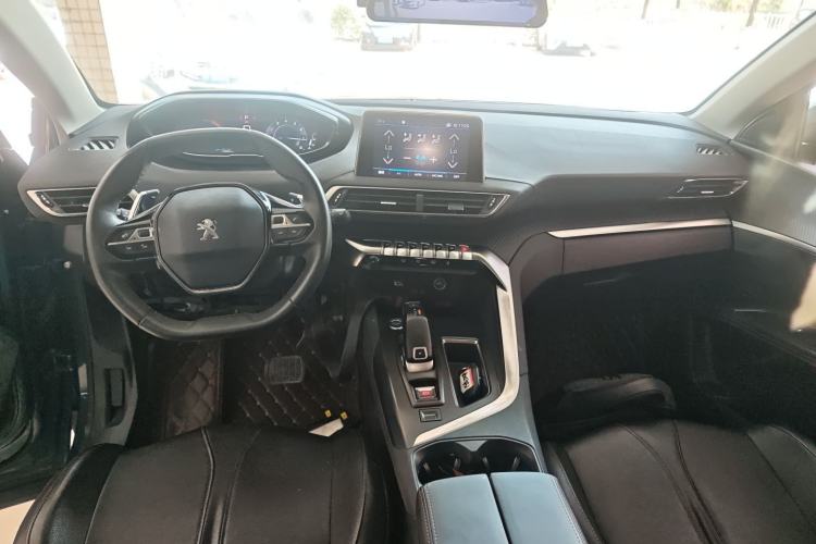 Used Peugeot 5008 2019 360THP 7-Seater Flagship Edition Center Console