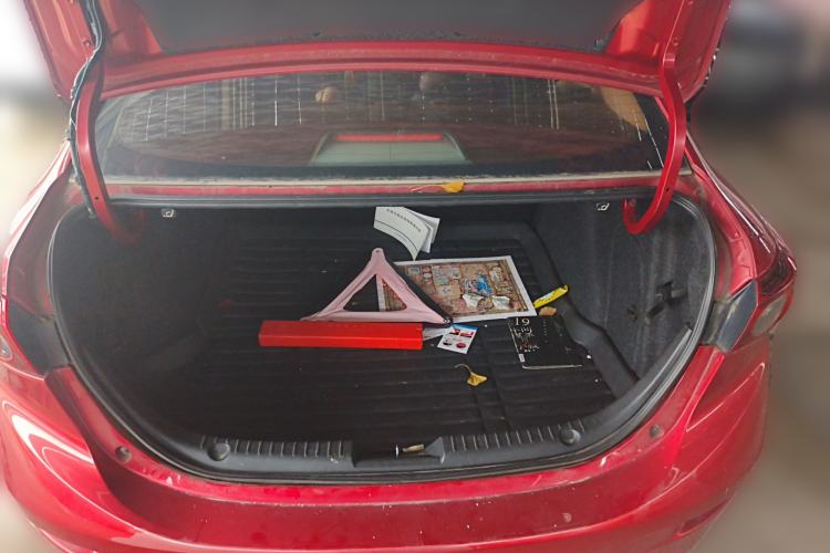 Used Mazda 3 Axela 2014 Sedan 1.5L Automatic Comfort Model Trunk