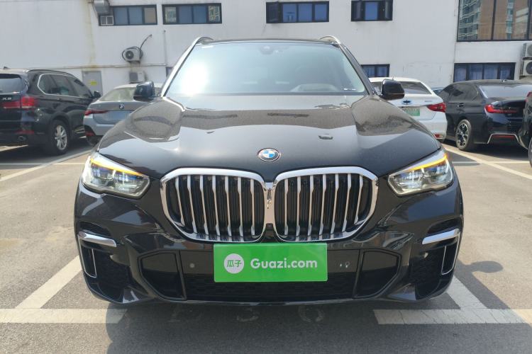 Used BMW X5 2022 Restyled xDrive 30Li Luxury Version M Sport Package Front