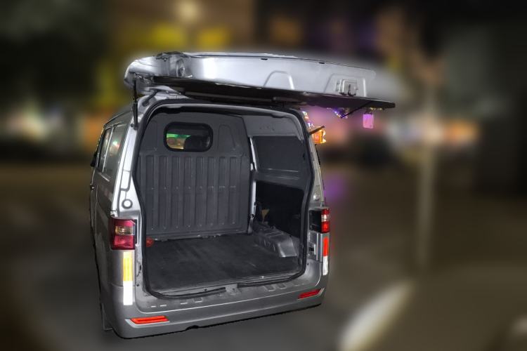 Used Jinbei Hiace X30 2018 1.3L Cargo Van Standard Version DLCG12 Trunk