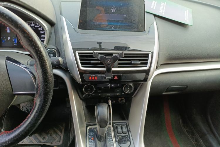 Used Mitsubishi Eclipse Cross 2019 1.5T CVT Two-Wheel Drive Dream Edition China VI Standard