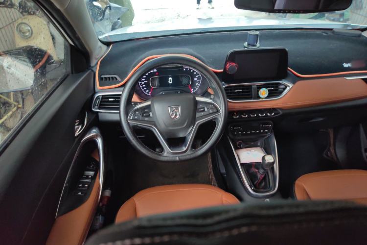 Used Baojun 510 2017 1.5L Manual Luxury Model Steering Wheel
