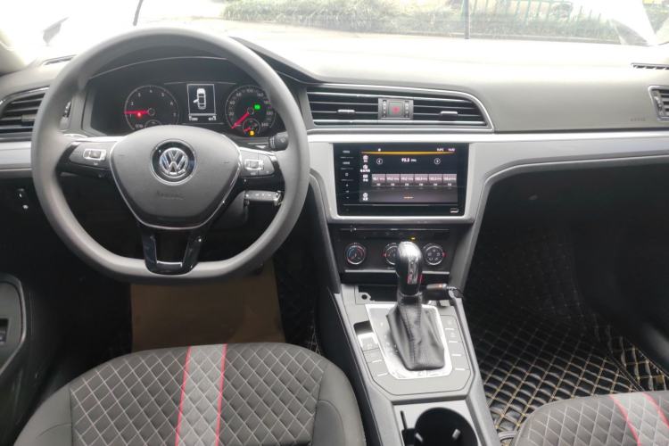 Used Volkswagen Lamando 2021 230TSI DSG Fashion Edition
