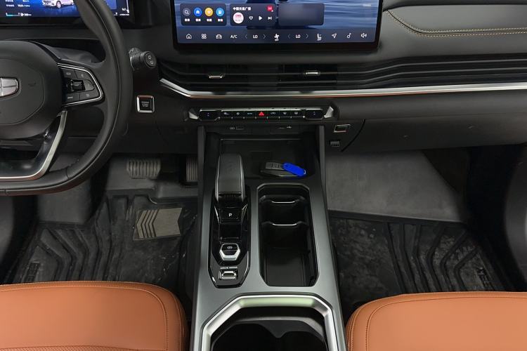 Used Geely Auto Haoyue L 2024 2.0T DCT Flagship Version
