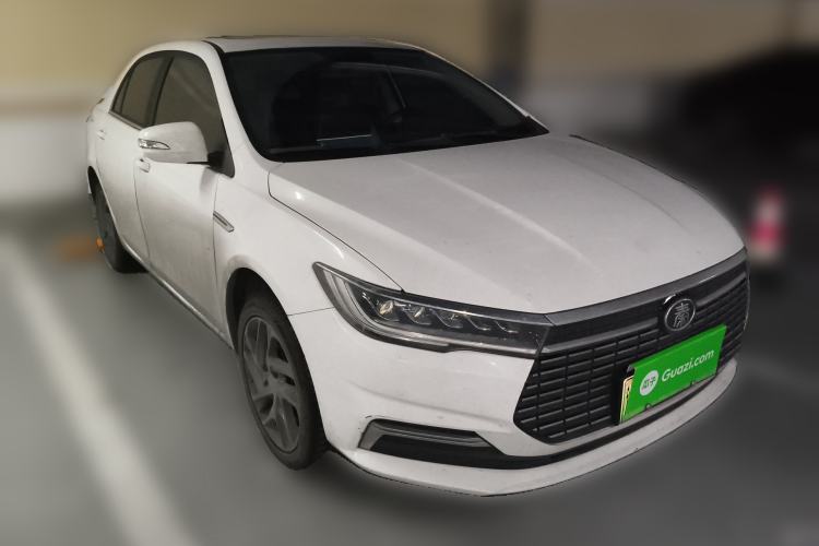 Used BYD Qin New Energy 2019 High-Range Luxury Model
