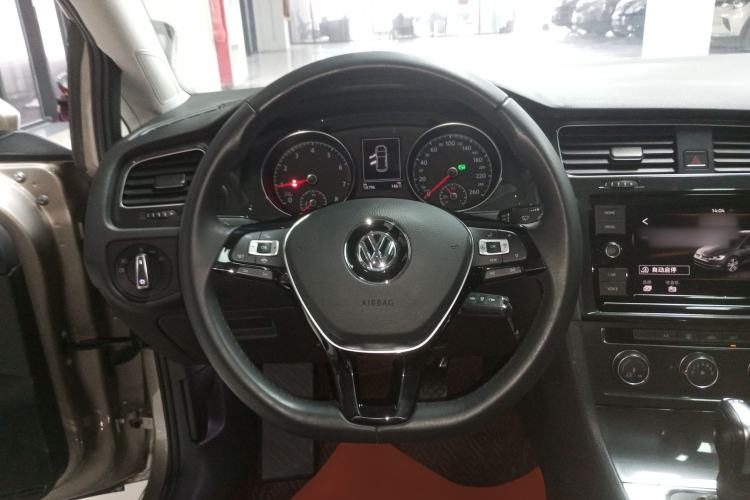 Used Volkswagen Golf 2019 280TSI DSG Comfort Version China VI Standard
