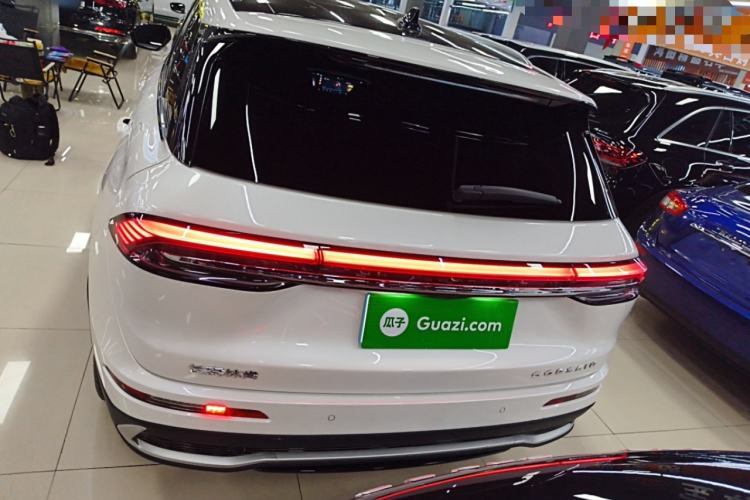 Used Lincoln Corsair 2023 2.0T Two-Wheel-Drive Luxury Edition