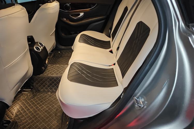 Used Mercedes-Benz GLC 2019 GLC 260 L 4MATIC Dynamic Model