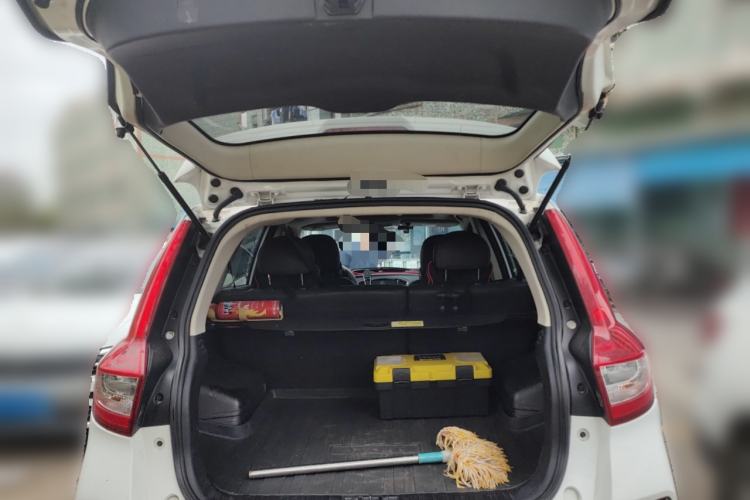 Used Geely Auto Vision X6 2016 1.8L Manual Luxury Model