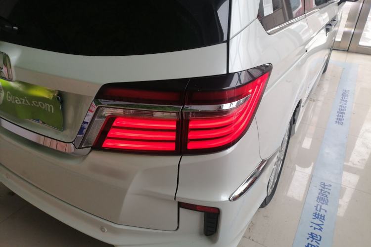 Used Honda Elysion 2016 2.4L Style Edition