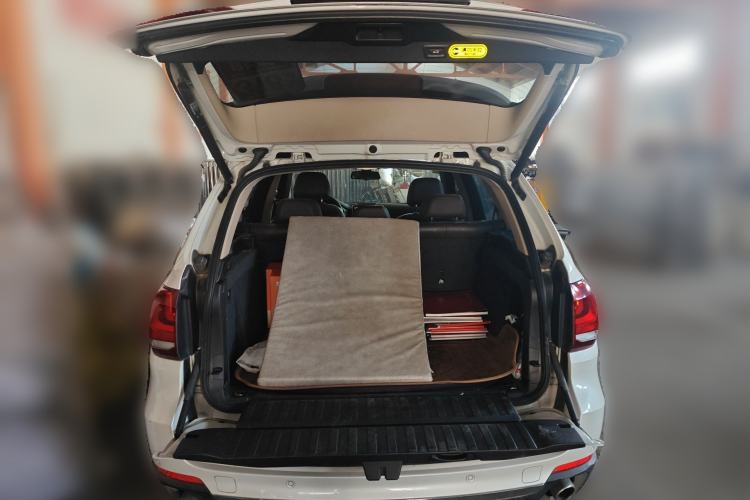 Used BMW X5 2017 xDrive28i
