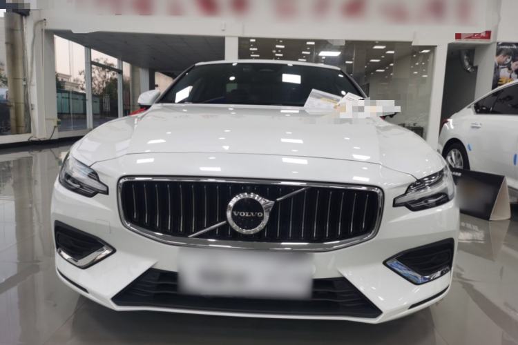 Used Volvo S60 2023 B4 Zhiyi Luxury Edition