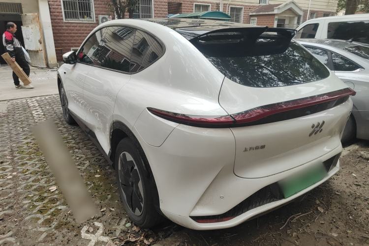 Used IM LS7 2023 100kWh Lux Rear-Drive Version
