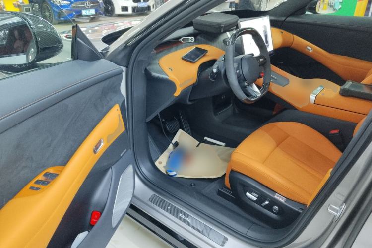 Used Xiaomi Auto YU7 2025 Ultra-Long Range High-Performance All-Wheel-Drive Max Edition Driver Seat