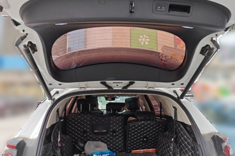 Used BYD Tang 2018 2.0T Automatic SmartConnect Prestige 7-Seater China V Standard Trunk