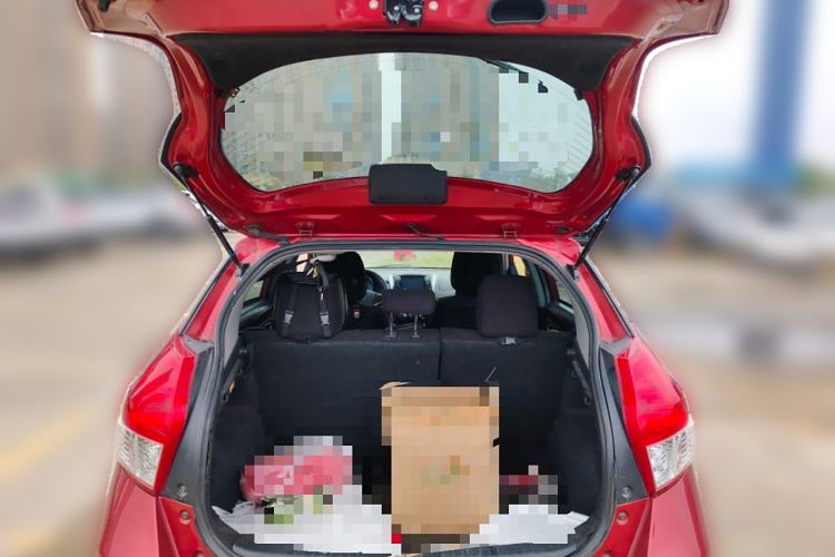 Used Toyota YARiS L Zhi Xuan 2015 1.5E Automatic Charm Edition