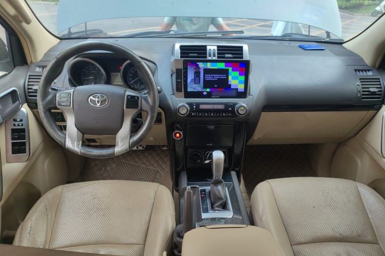Used Toyota Prado 2015 2.7L TXL Middle East Version Center Console