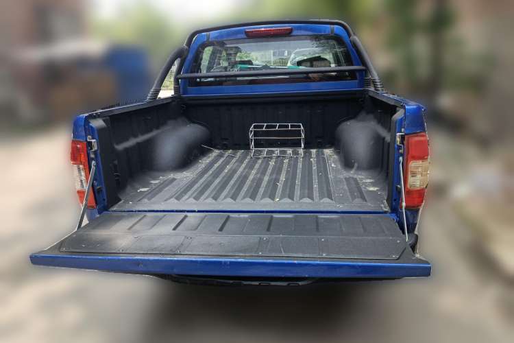 Used JDMC T5 2019 2.2L PLUS Comfort Edition Standard Wheelbase V22
