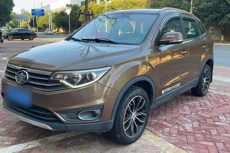 Used FAW Senya R7 2016 1.6L Manual Luxury Model