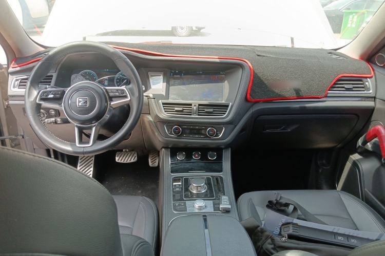 Used Zotye T600 2016 Sport Edition 2.0T DCT Prestige Model Center Console