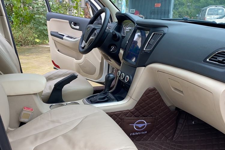 Used Haima S7 2015 Revised Version 2.0L Automatic Zongchi Trim