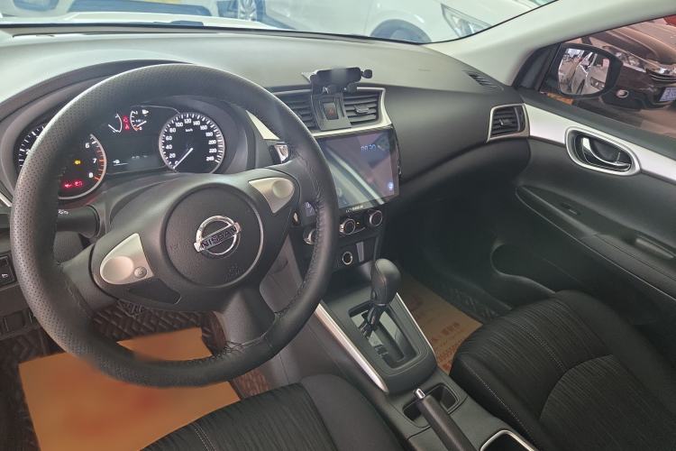 Used Nissan Sylphy 2022 Classic 1.6XE CVT Comfort Edition Interior 3