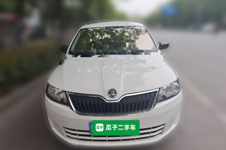 Used Skoda Rapid 2013 1.4L Manual Enjoyment Model