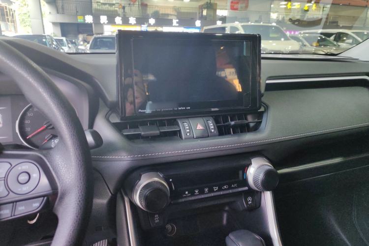 Used Toyota RAV4 2022 2.0L CVT Two-Wheel Drive Urban Edition
